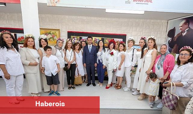 Bayraklı'da üreten bayanlar el sanatlarını sergiledi - Haberois Bayraklı'da üreten bayanlar el sanatlarını sergiledi