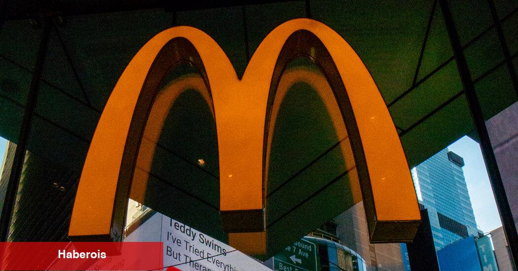Belirsiz bir ekonomide McDonald's harcama düşüşünü görüyor