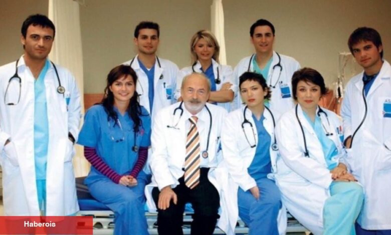 Bir periyoda damga vurmuştu! Hekimler'in oyuncuları bir ortaya geldi - Haberois Bir periyoda damga vurmuştu! Hekimler'in oyuncuları bir ortaya geldi
