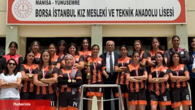 Borsa İstanbul Kız Meslek Lisesi Futsal Vilayet Şampiyonu oldu