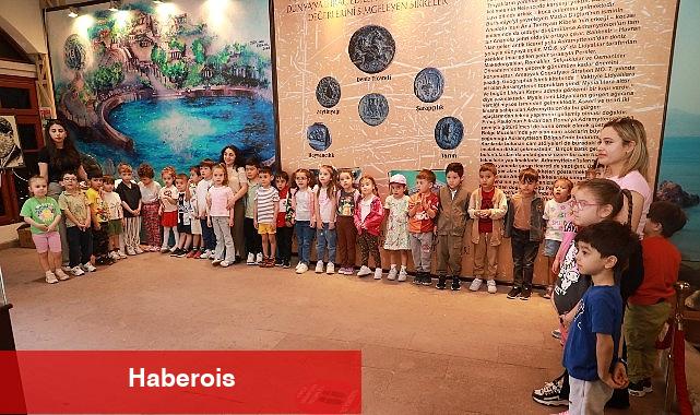 Burhaniye'de Müzeler Haftası kutlandı - Haberois Burhaniye'de Müzeler Haftası kutlandı
