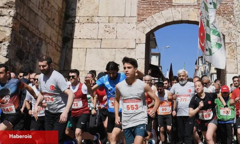 Bursa Osmangazi’de spor ile tarihi buluşturan koşu