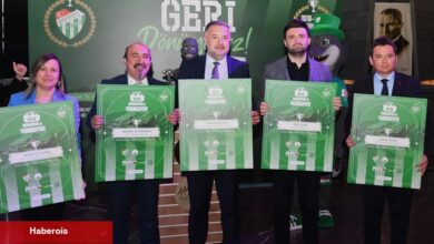 Bursa Osmangazi'de yeşil-beyaz sevdalılar buluştu... Türkiye’nin birinci insansı robotundan Bursaspor’a takviye