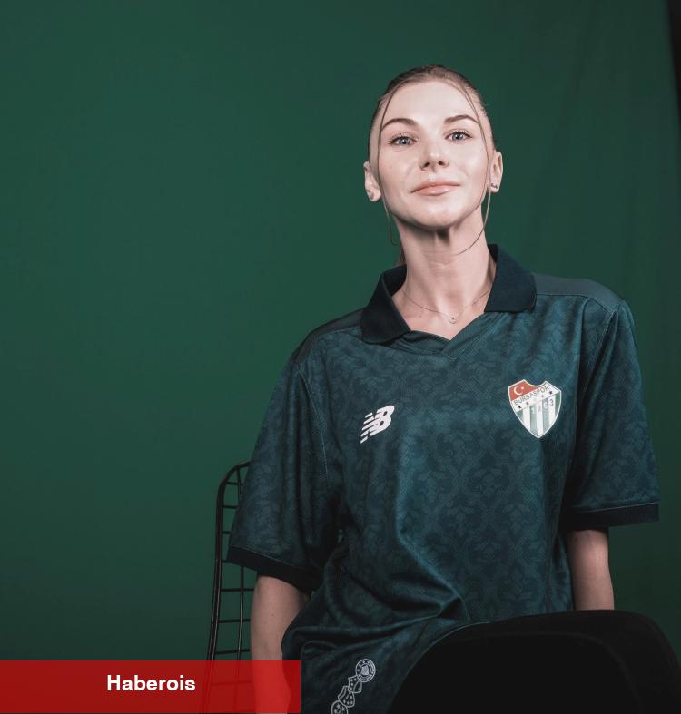 Bursaspor’un yeni dönem taraftar formaları ilgi görüyor