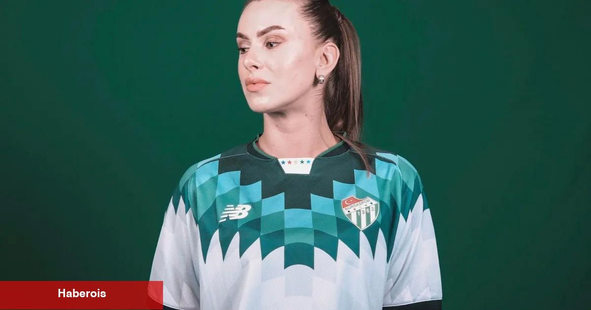 Bursaspor’un yeni dönem taraftar formaları ilgi görüyor