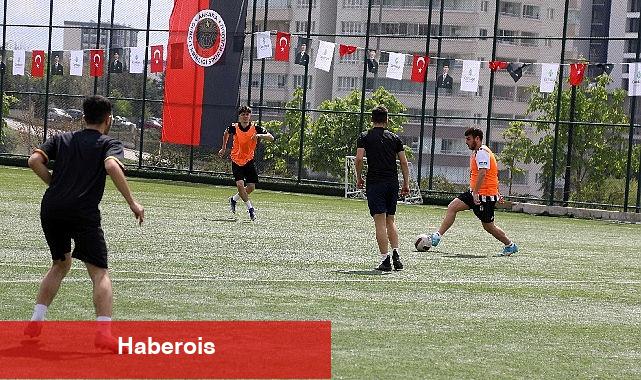 Çankaya'da 19 Mayıs coşkusu futbol turnuvası ile başladı - Haberois Çankaya'da 19 Mayıs coşkusu futbol turnuvası ile başladı