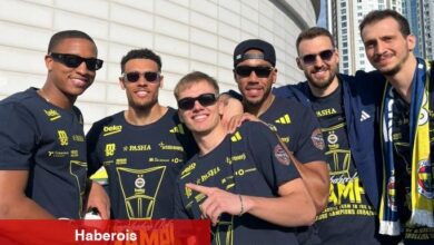 CANLI: Fenerbahçe, EuroLeague'i kutluyor