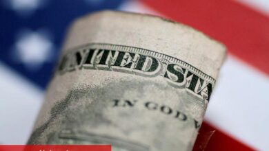 Dolar vergi oylaması öncesi düşüşünü sürdürürken; euro Ukrayna barış görüşmeleriyle yükseldi