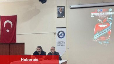 Ege Üniversitesi 2. Milletlerarası Turan Sinema Şenliğinde sahne genç direktörlerin