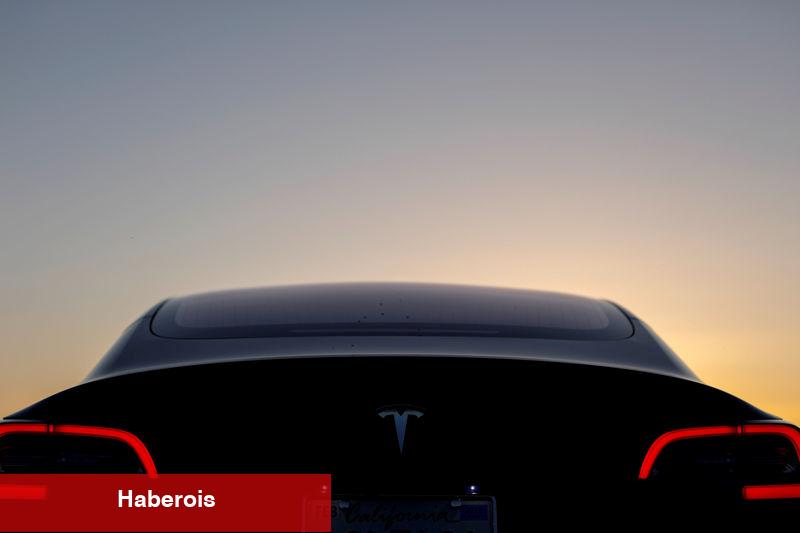 Elon Musk göz morarmasını açıkladı