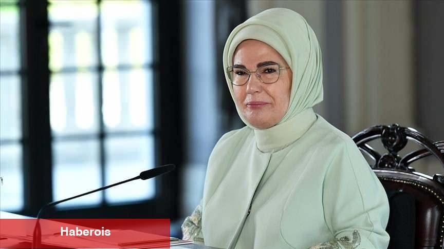Emine Erdoğan Şeyha Fatima Bint Mubarak ile çocuk meskenleri sitesinine ziyarette bulundu