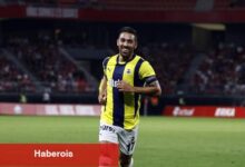 Fenerbahçe taraftarı, İrfan Can Kahveci'ye takviye verdi
