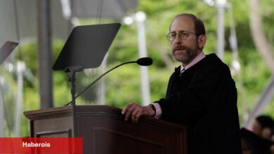 Harvard Trump'la savaşırken, başkanı% 25 HISSE kesecek