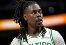 Holiday: "Celtics'te kalmak istiyorum"
