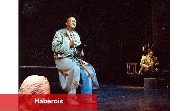 İBB Şehir Tiyatroları, Naşit Özcan'ı Kaybetmenin Derin Üzüntüsünü Yaşıyor