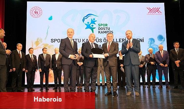 İKÇÜ'ye "Spor Dostu Kampüs" Mükafatı - Haberois İKÇÜ'ye "Spor Dostu Kampüs" Mükafatı