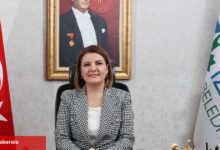İzmit Belediye Başkanı Hürriyet, komisyon üyeliğini korudu