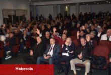 Karşıyaka'da adaysız kongre günü