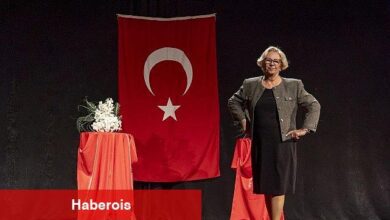 Karşıyaka'nın çınarlarından renkli defile