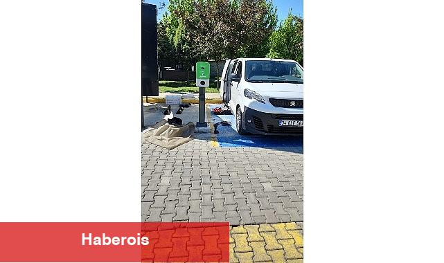 Kartepe'de Çevreci Ulaşım İçin Şarj İstasyonları Hizmete Açıldı