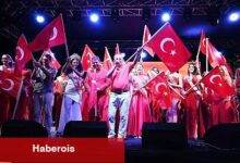Kemer'de 19 Mayıs coşkusu İkilem Kemer'de konser verdi