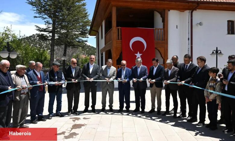 Konya'da Ecevitzade Kadı Mehmed Efendi Camii açıldı - Haberois Konya'da Ecevitzade Kadı Mehmed Efendi Camii açıldı