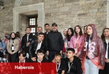 Lider Altay YHT ile Günübirlik İstanbul Seyahatine Katılan Öğrencilere Eşlik Etti