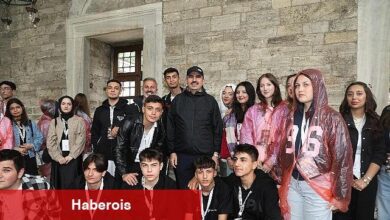 Lider Altay YHT ile Günübirlik İstanbul Seyahatine Katılan Öğrencilere Eşlik Etti