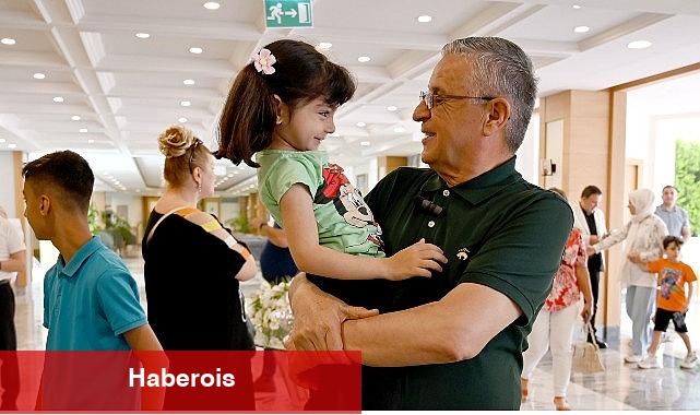 Lider Topaloğlu engellilerle yemekte buluştu - Haberois Lider Topaloğlu engellilerle yemekte buluştu