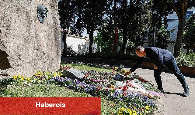 Lider Tugay Zübeyde Hanım'ın anıt mezarını ziyaret etti