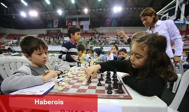 Lider Ünsal, çocuk lidere verdiği kelamı tuttu