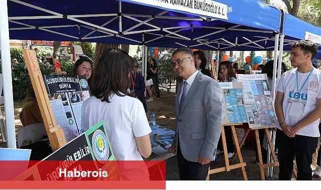 "Liselerde Bilim Uygulamaları" Programıyla Öğrenciler Projelerini Sergiledi