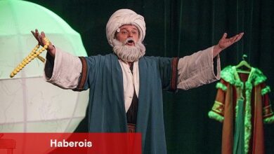 Manisa Kent Tiyatrosu'ndan 'Koca Nasrettin'e Prömiyer