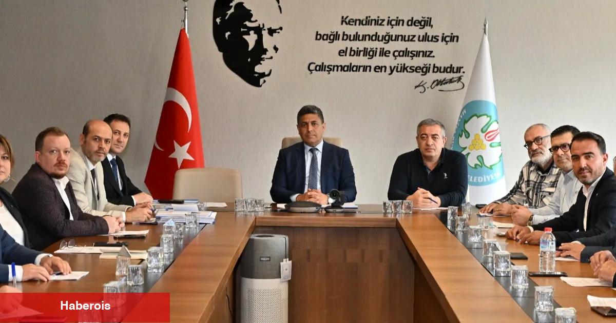 Manisa'da yeni encümen üyeleriyle birinci toplantı yapıldı