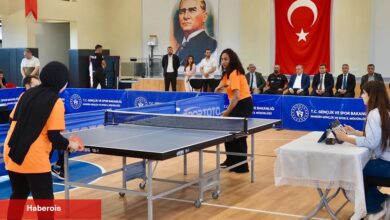 Mardin Midyat'ta masa tenisinde mükafatlar sahibini buldu