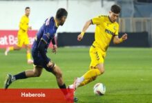 Menemen FK'de iki adet ayrılık