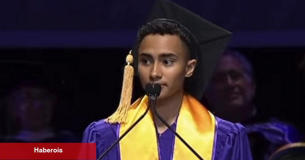 Mezuniyette Gazze savaşını kınadı. NYU diplomasını sakladı.