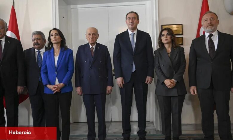 MHP lideri Bahçeli, DEM heyetini kabul etti - Haberois MHP lideri Bahçeli, DEM heyetini kabul etti