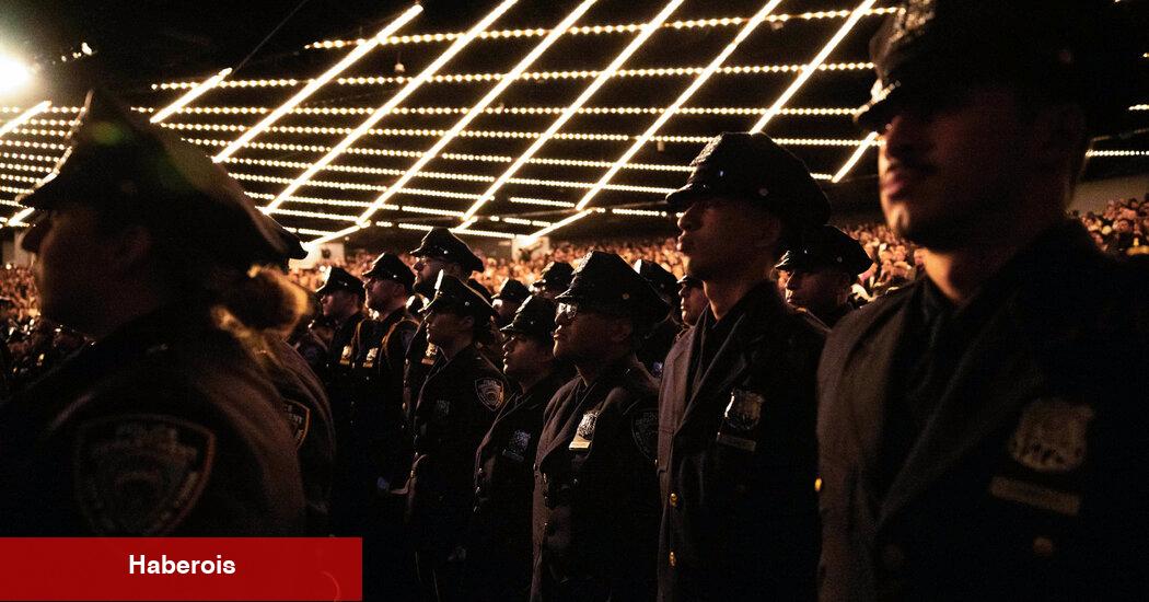 Müfettiş Psikolojik Sınav başarısız olan işe alımların NYPD'ye katılmasına izin verin