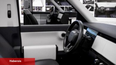 Pahalı arabaların cevabı elektrikli camları olmayan bir kamyonet midir?
