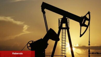 Petrol, arz fazlası kaygılarıyla düşüyor