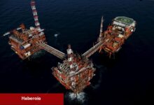 Petrol fiyatları Rusya yaptırım riskleriyle yükseldi; OPEC+ kararı bekleniyor