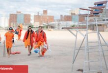 Plajlar New York'ta açık. Cankurtaran sandalyeleri de öyle.