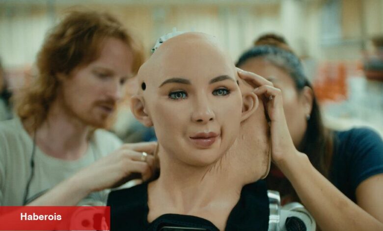 'Robotum Sophia': Bir makinenin ruhuna rahatsız edici bir bakış - Haberois 'Robotum Sophia': Bir makinenin ruhuna rahatsız edici bir bakış