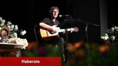Salihli'de şiire açılan pencere yine aralandı. Salihli Şiir İkindileri 11 yıl ortadan sonra 51. sefer düzenlendi.