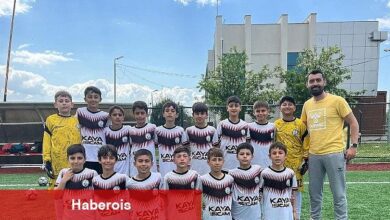 Şampiyon Burhaniye Belediyespor U-11