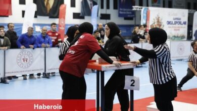 Samsun'da Bilek Güreşi Gençler A Türkiye Birinciliği karşılaşmaları başladı