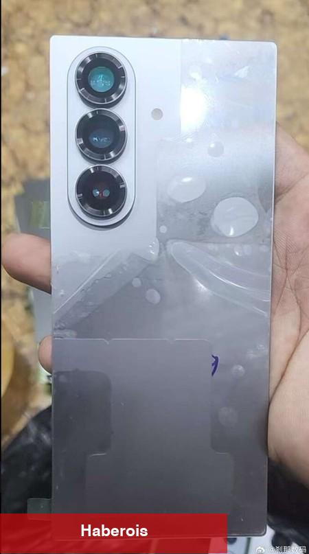 Samsung Galaxy Fold 7 kanlı canlı görüntülendi