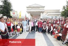 Şenlik Coşkusu Menderes'i Sardı