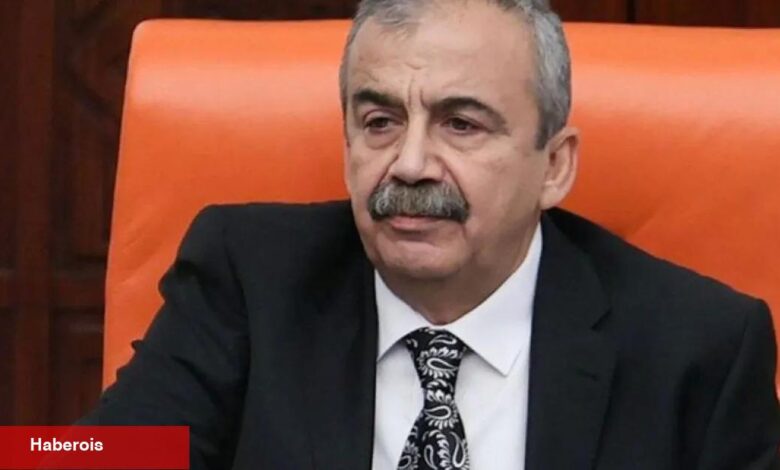 Sırrı Süreyya Lider hayatını kaybetti! - Haberois Sırrı Süreyya Lider hayatını kaybetti!